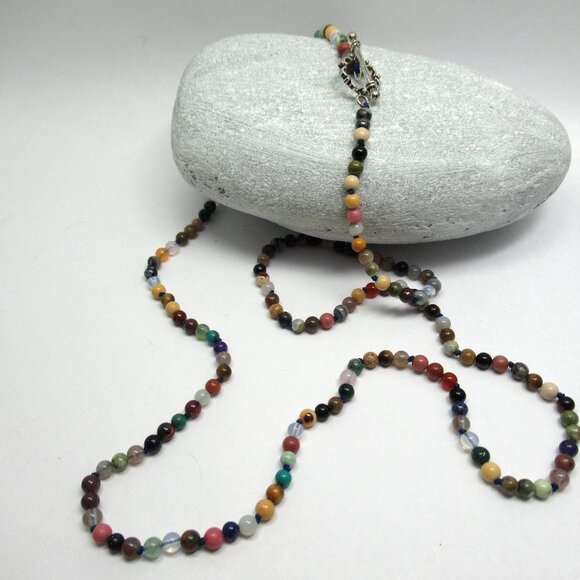 Hand knotted 4mm bead necklace - Picture 1 of 5